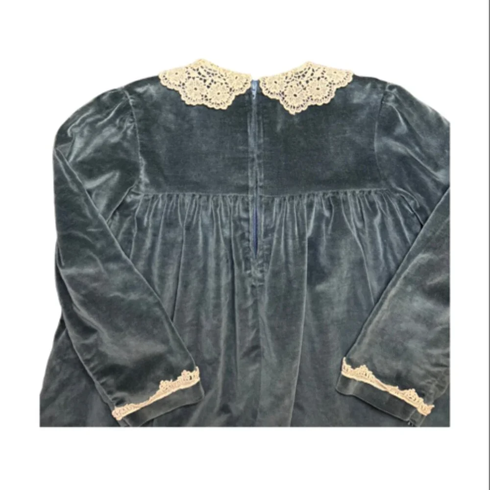 Vintage Beatique Girls Velvet Dress Size 5 –Blue Holiday Dress with Lace Collar - Picture 7 of 9